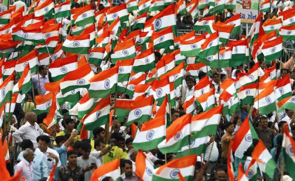 तिरंगा यात्रा 2025: देशभक्ति का समागम, हर कोने में उत्साह 3 image 8